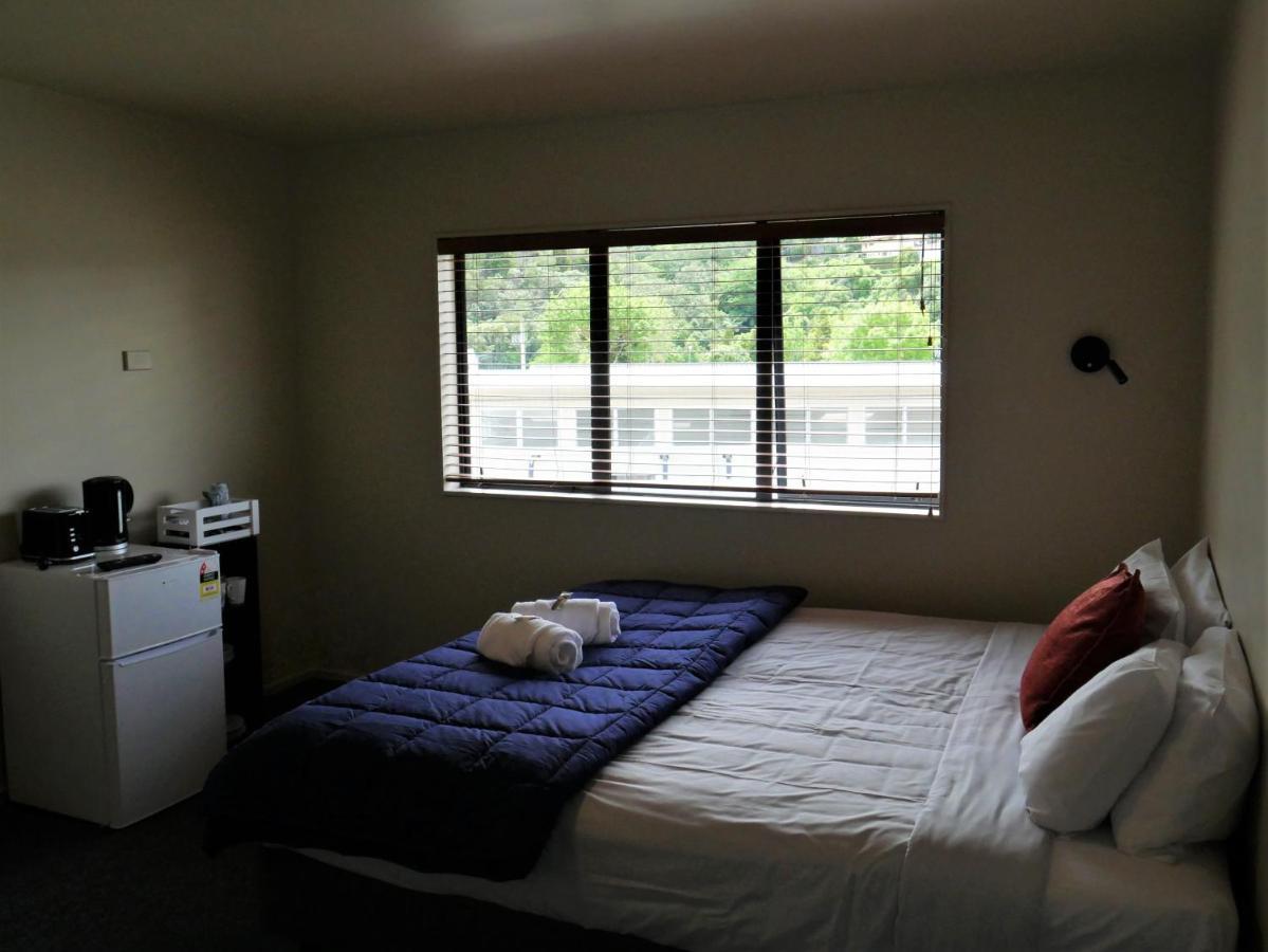 ไคเทอรี ลอดจ์ Hostel Kaiteriteri ภายนอก รูปภาพ