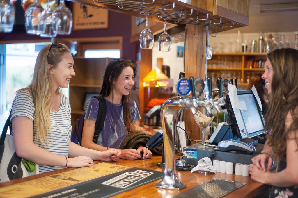 ไคเทอรี ลอดจ์ Hostel Kaiteriteri ภายนอก รูปภาพ